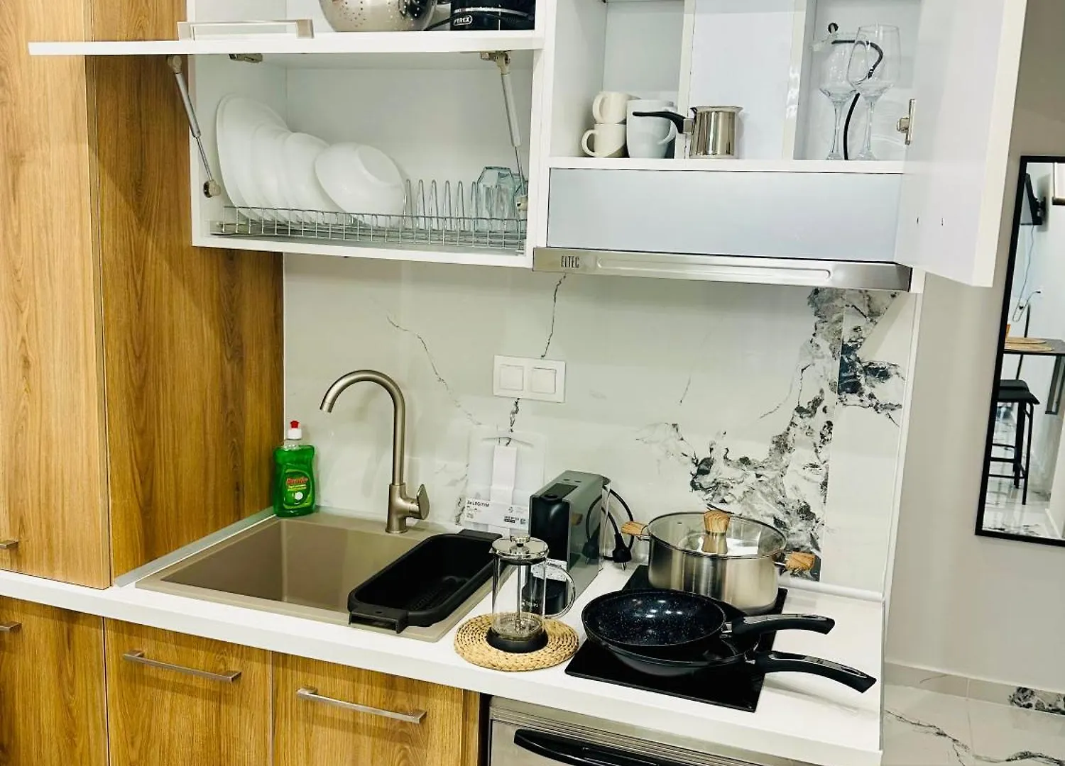 Kamara One Luxury Apartment テッサロニキ ギリシャ